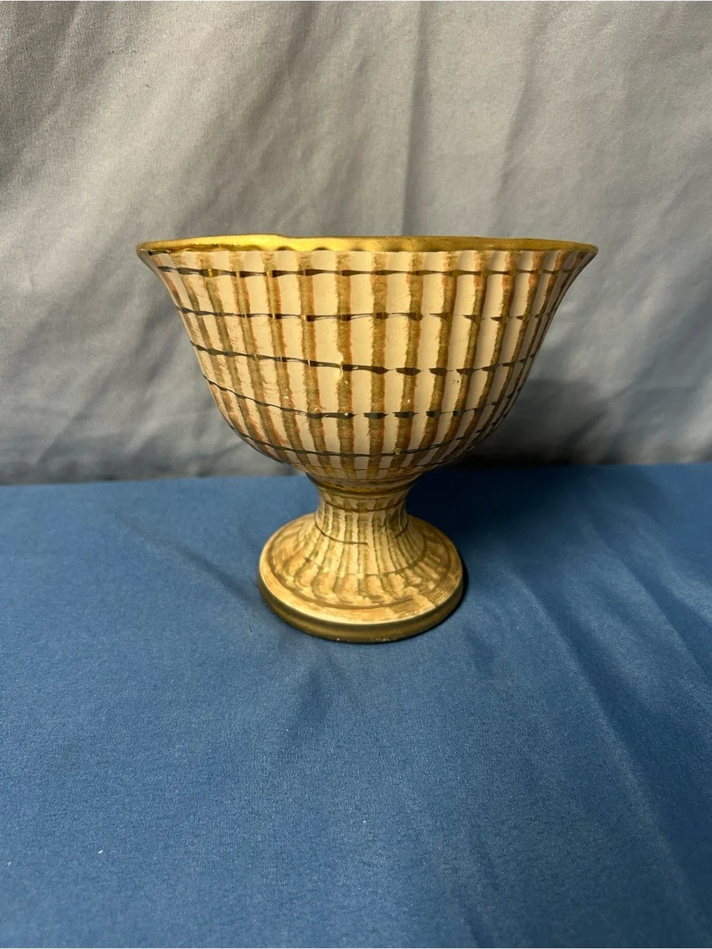 Home Accents Cream and Brown Pedestal Vase